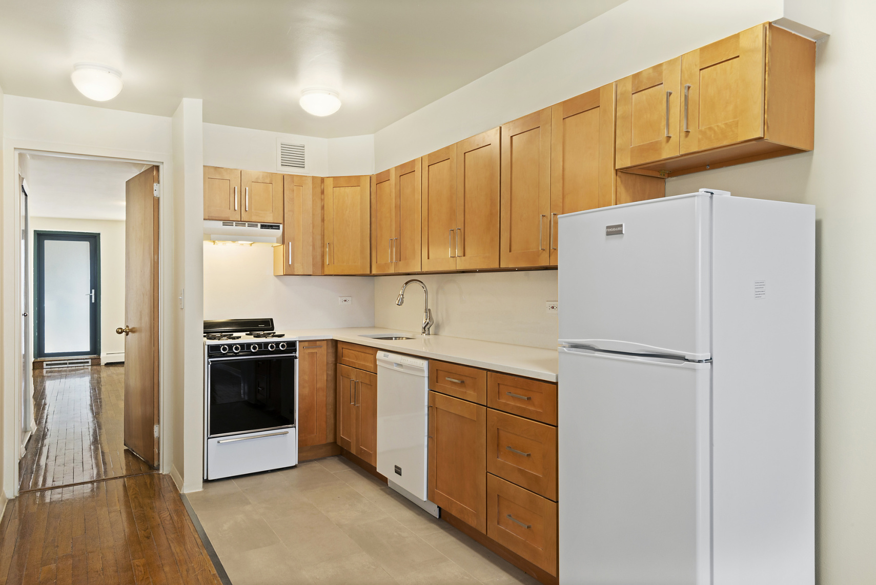 325 West 51st Street, Unit 4B Manhattan, NY 10019 - Photo 2 of 8 Gallery Image 2