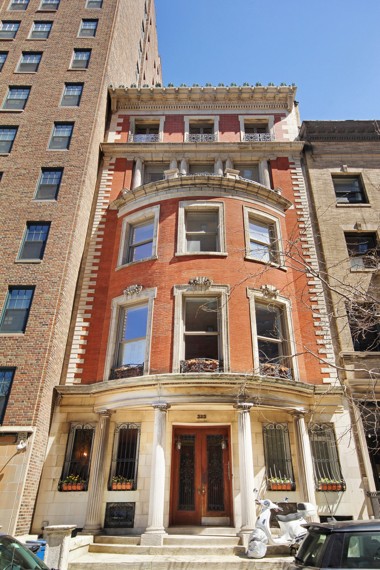 323 West 74th Street Manhattan, NY 10023 - Photo 2 of 24