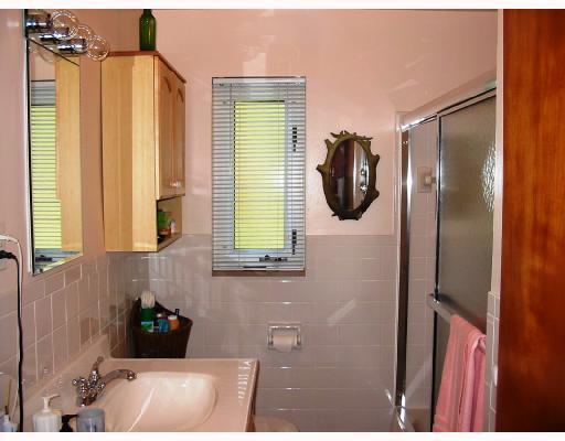 4242 Glen Lytle Road Pittsburgh, PA 15217 - Photo 5 of 8 Gallery Image 5