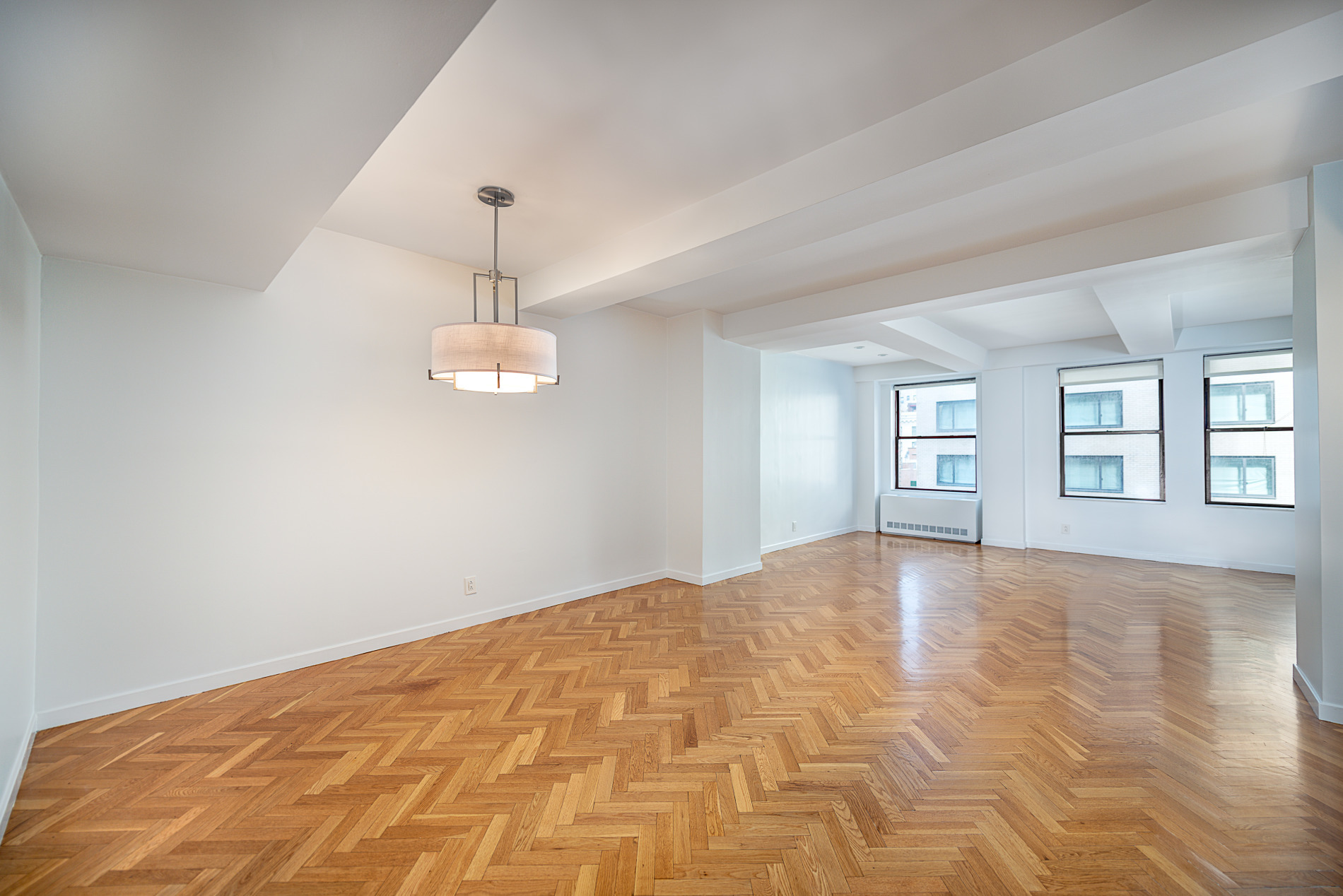 40 East 61st Street, Unit 8C Manhattan, NY 10065 - Photo 10 of 12