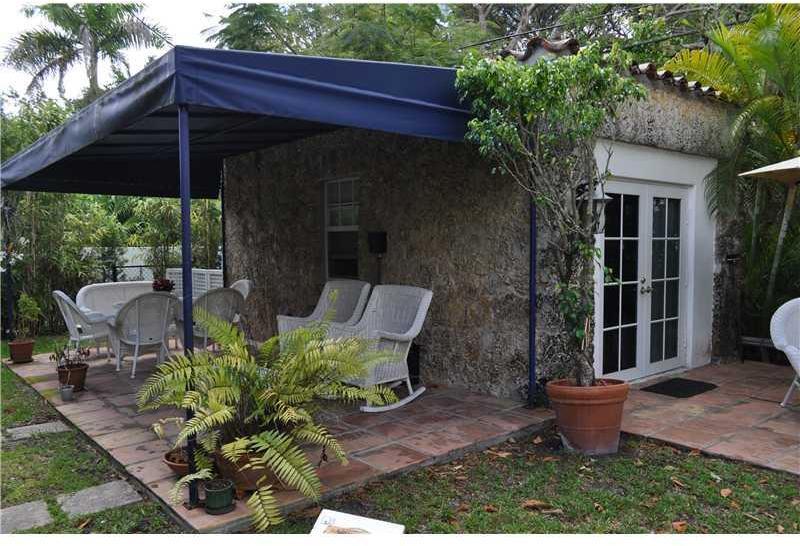 Granada Coral Gables, FL 33134 - Photo 15 of 16