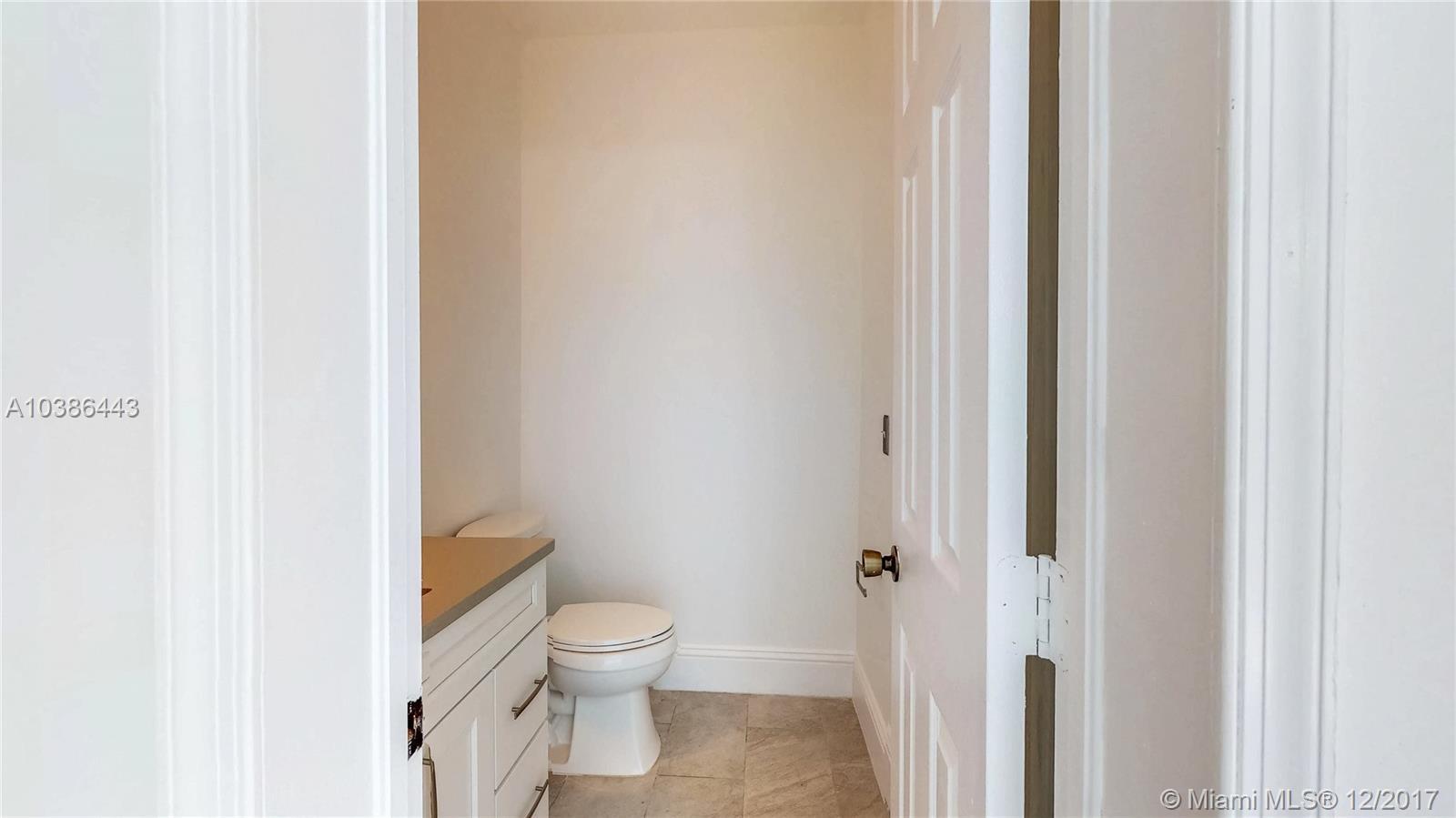 13454 Southwest 124th Avenue Road Miami, FL 33186 - Photo 11 of 30