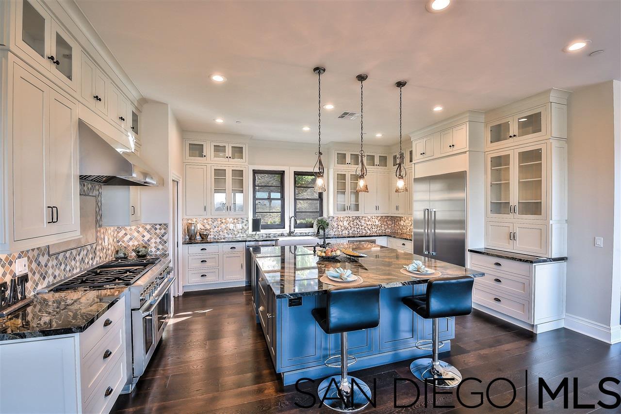 5734 Desert View Drive La Jolla, CA 92037 - Photo 17 of 25