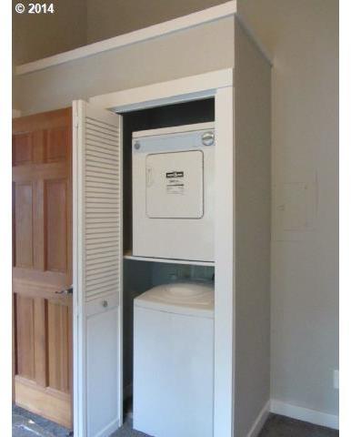 7742 Southwest Barnes Road, Unit A Portland, OR 97225 - Photo 11 of 16 Gallery Image 11