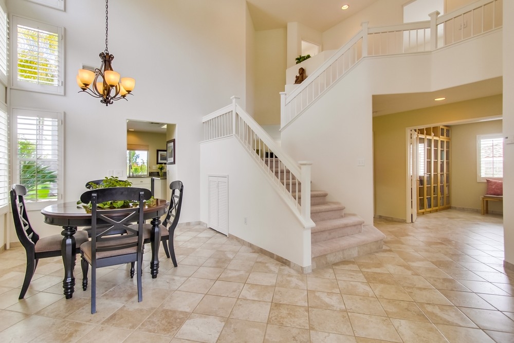 541 Fern Ridge Court Oceanside, CA 92058 - Photo 4 of 25 Gallery Image 4