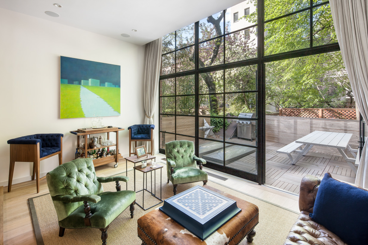449 West 24th Street Manhattan, NY 10011 - Photo 3 of 9
