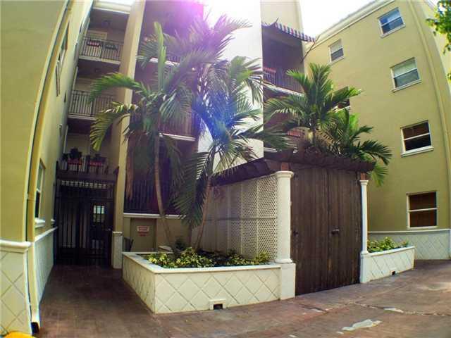 444 Southwest 4th Street, Unit 404 Miami, FL 33130 - Photo 3 of 16
