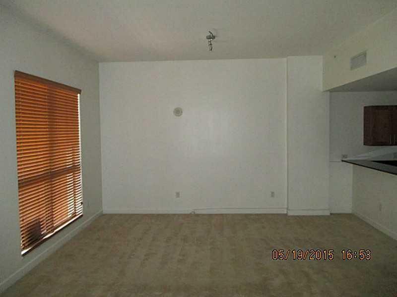 8395 Southwest 73rd Avenue, Unit 107 Miami, FL 33143 - Photo 2 of 10
