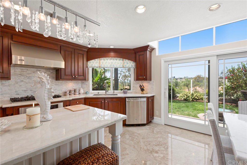 7 Agia Laguna Niguel, CA 92677 - Photo 4 of 38