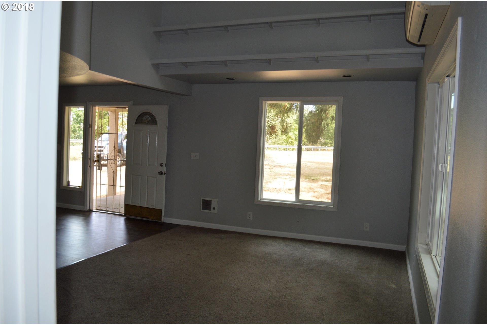 489 48th Street Springfield, OR 97478 - Photo 10 of 16