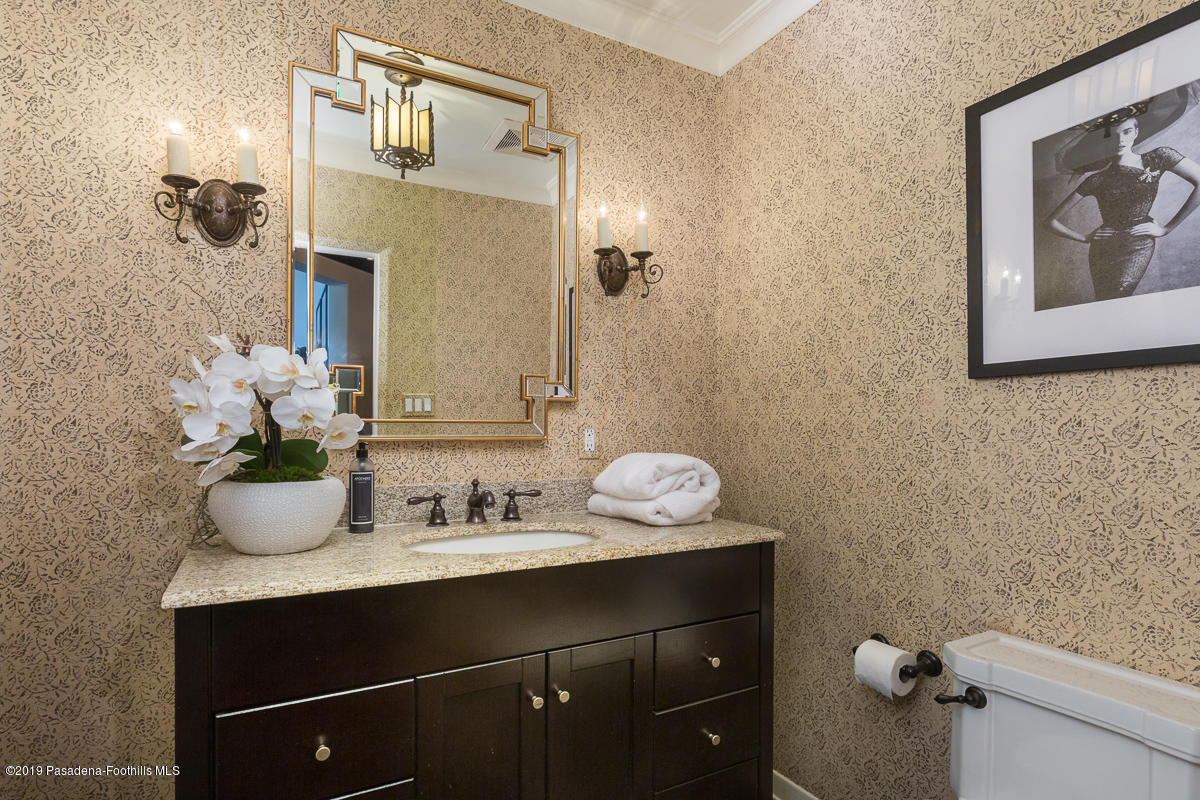 250 Hillside Road South Pasadena, CA 91030 - Photo 32 of 70