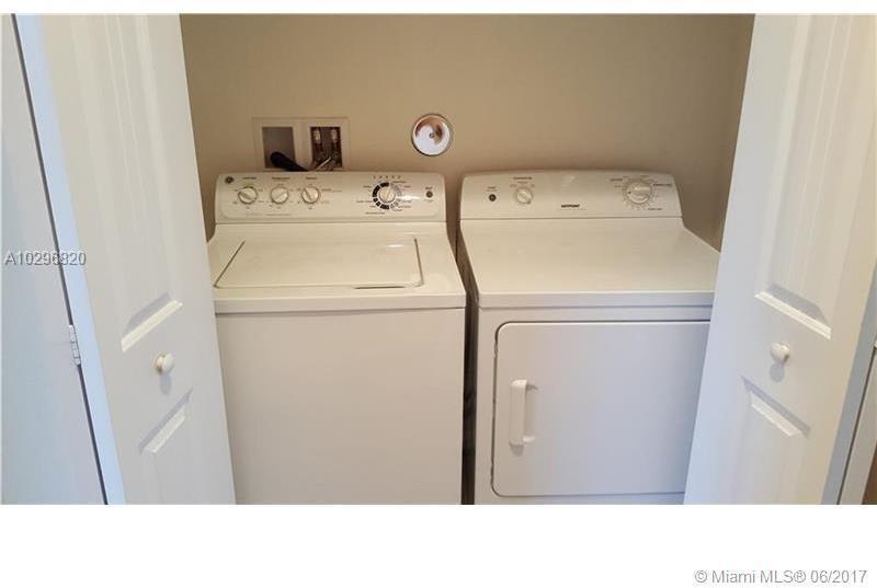 203 Southwest 7th Street, Unit 203 Pompano Beach, FL 33060 - Photo 2 of 16