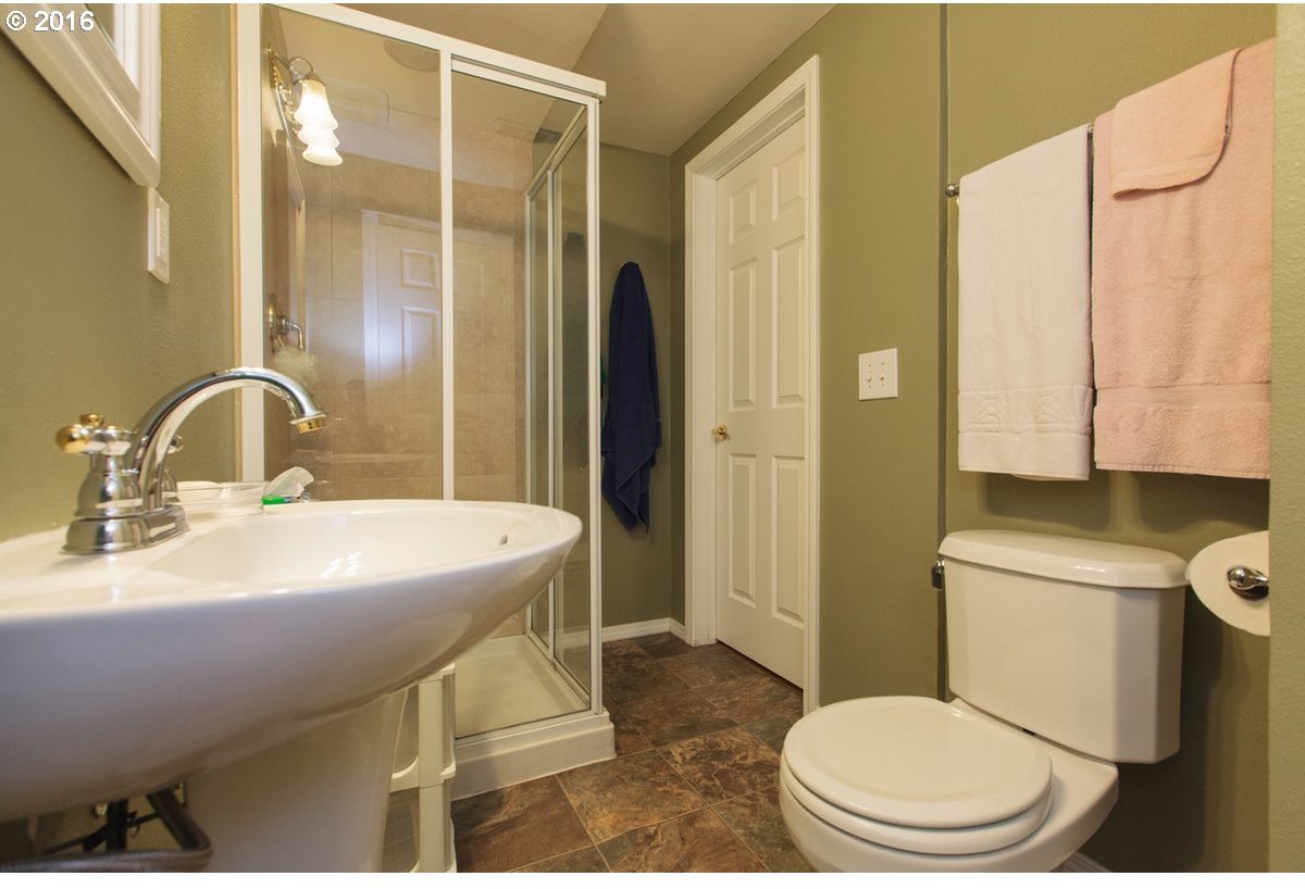 4300 Southwest Fraser Avenue Portland, OR 97225 - Photo 20 of 21 Gallery Image 20