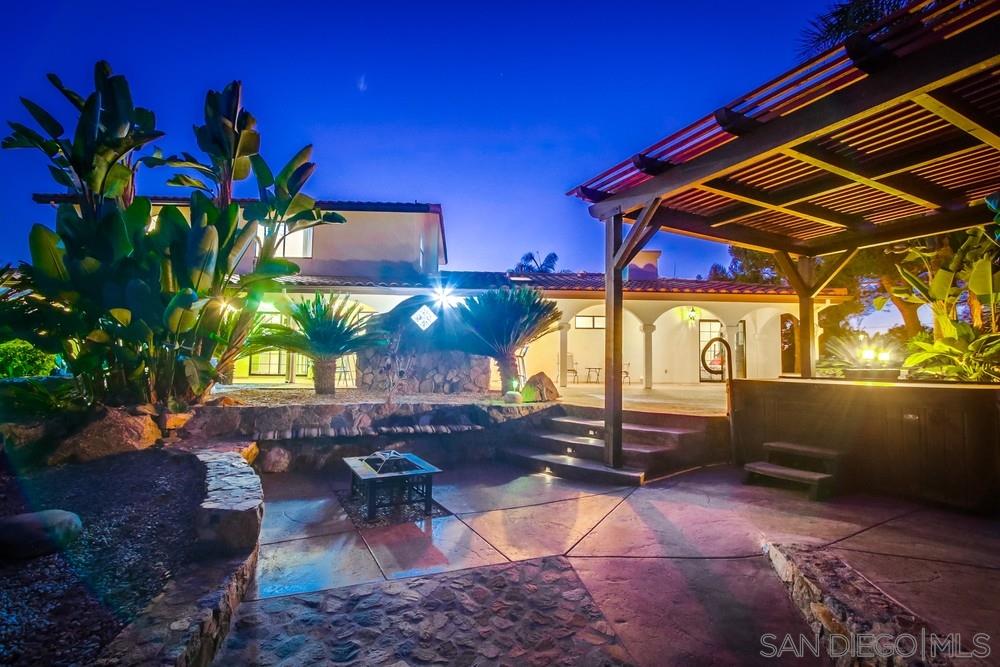 552 West Haverford Road Ramona, CA 92065 - Photo 5 of 25