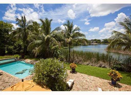 4835 Hammock Lakes Drive Coral Gables, FL 33156 - Photo 2 of 16