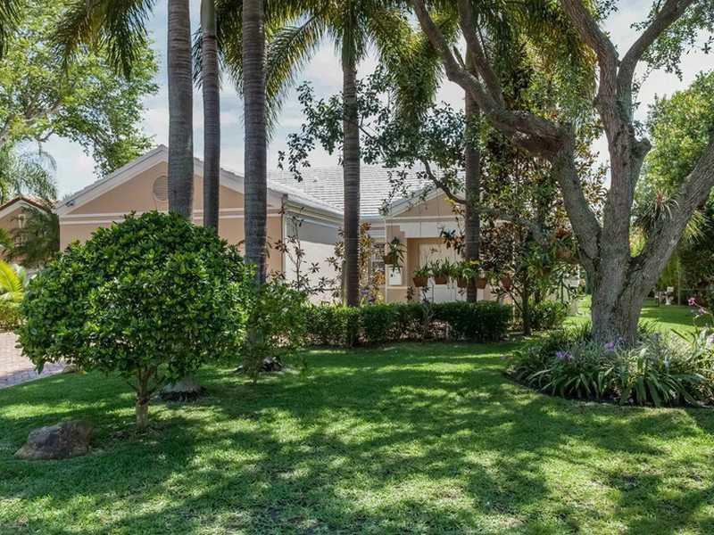 5774 Southwest 76th Terrace South Miami, FL 33143 - Photo 30 of 35