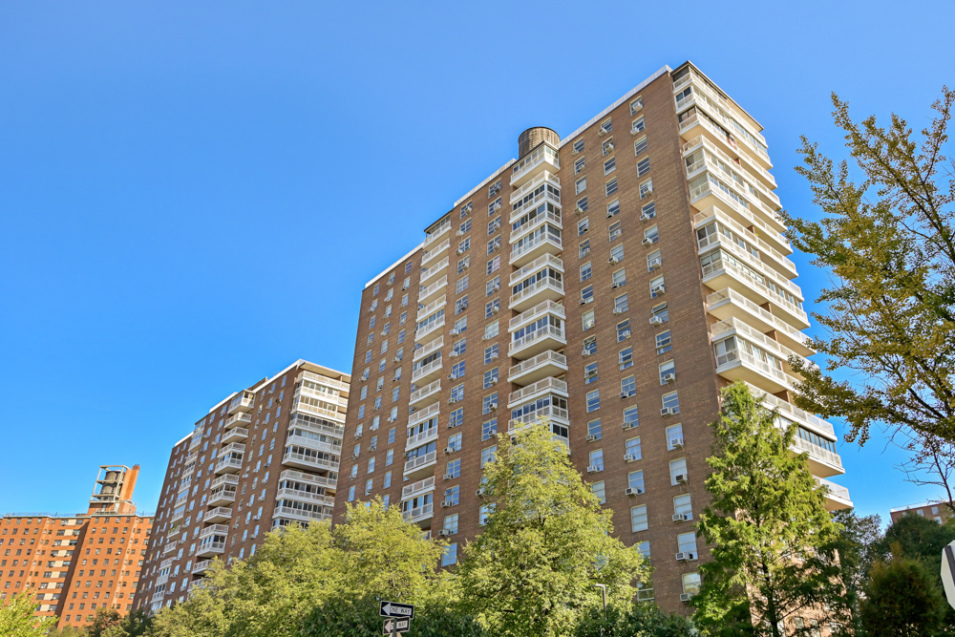 Morningside Gardens 549 W 123rd St, Manhattan, NY 10027 - Photo 1 of 5