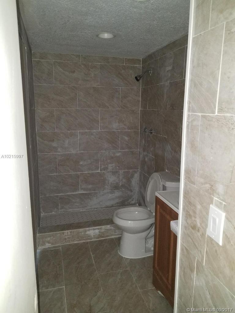 3640 Northwest 9th Street, Unit 509 Miami, FL 33125 - Photo 7 of 9