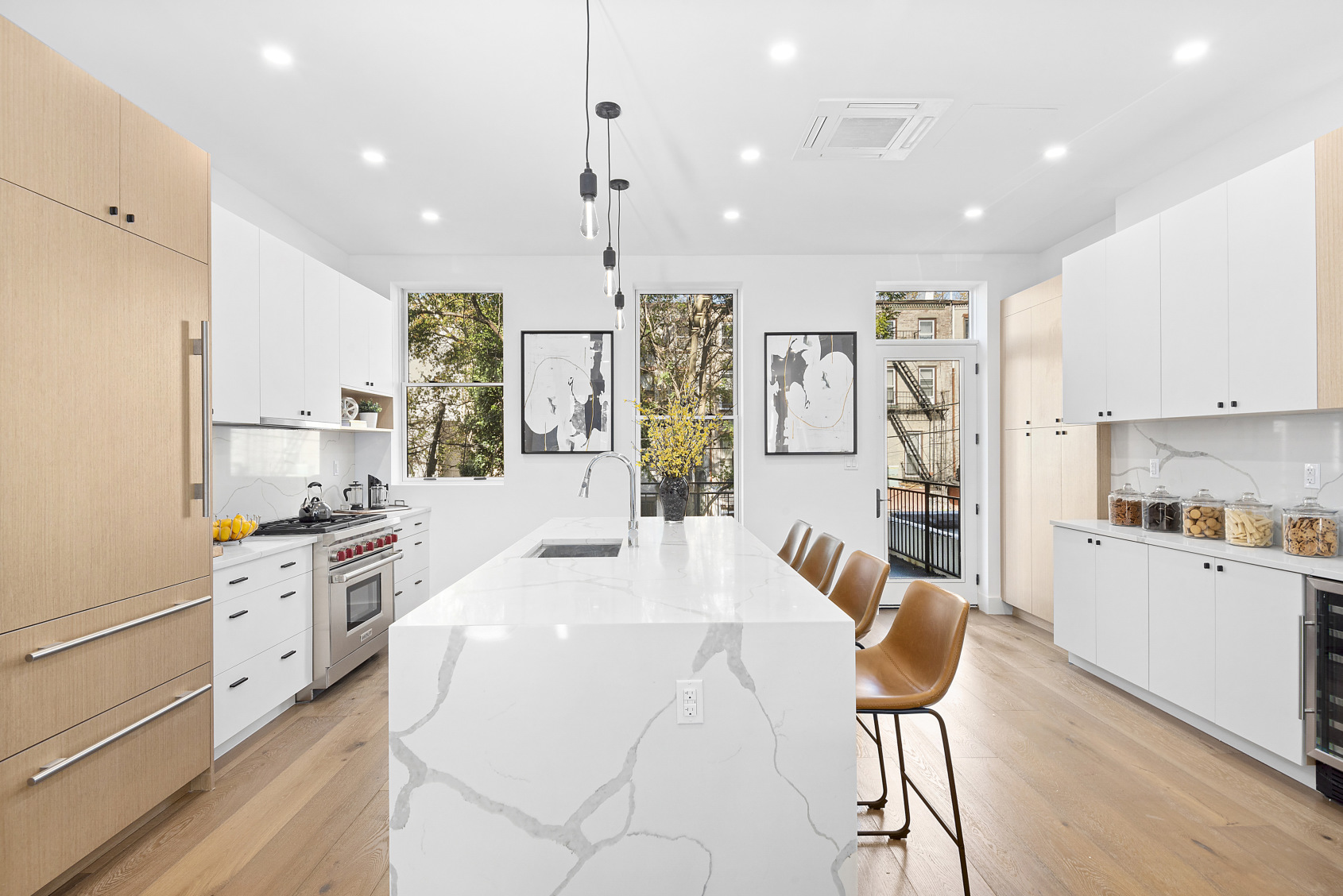 39 Hart Street Brooklyn, NY 11206 - Photo 3 of 13