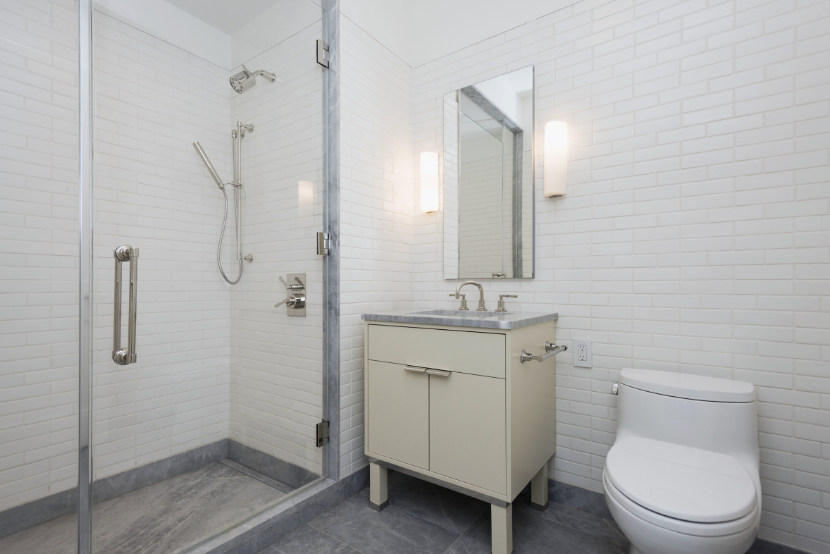 150 Charles St, Unit 1BN Manhattan, NY 10014 - Photo 14 of 15