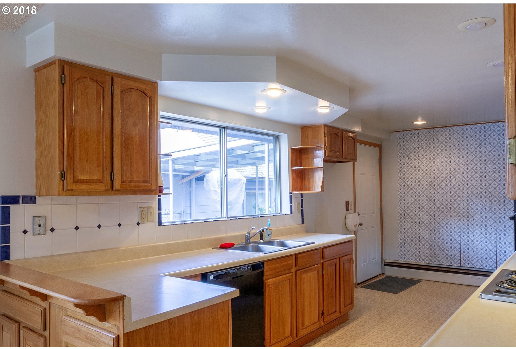 2650 31st Street Springfield, OR 97477 - Photo 10 of 29