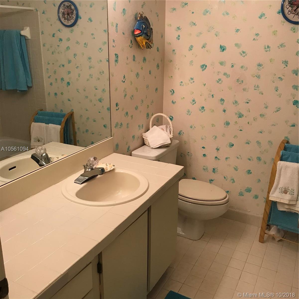 657 Racquet Club Road, Unit 5 Weston, FL 33326 - Photo 12 of 14