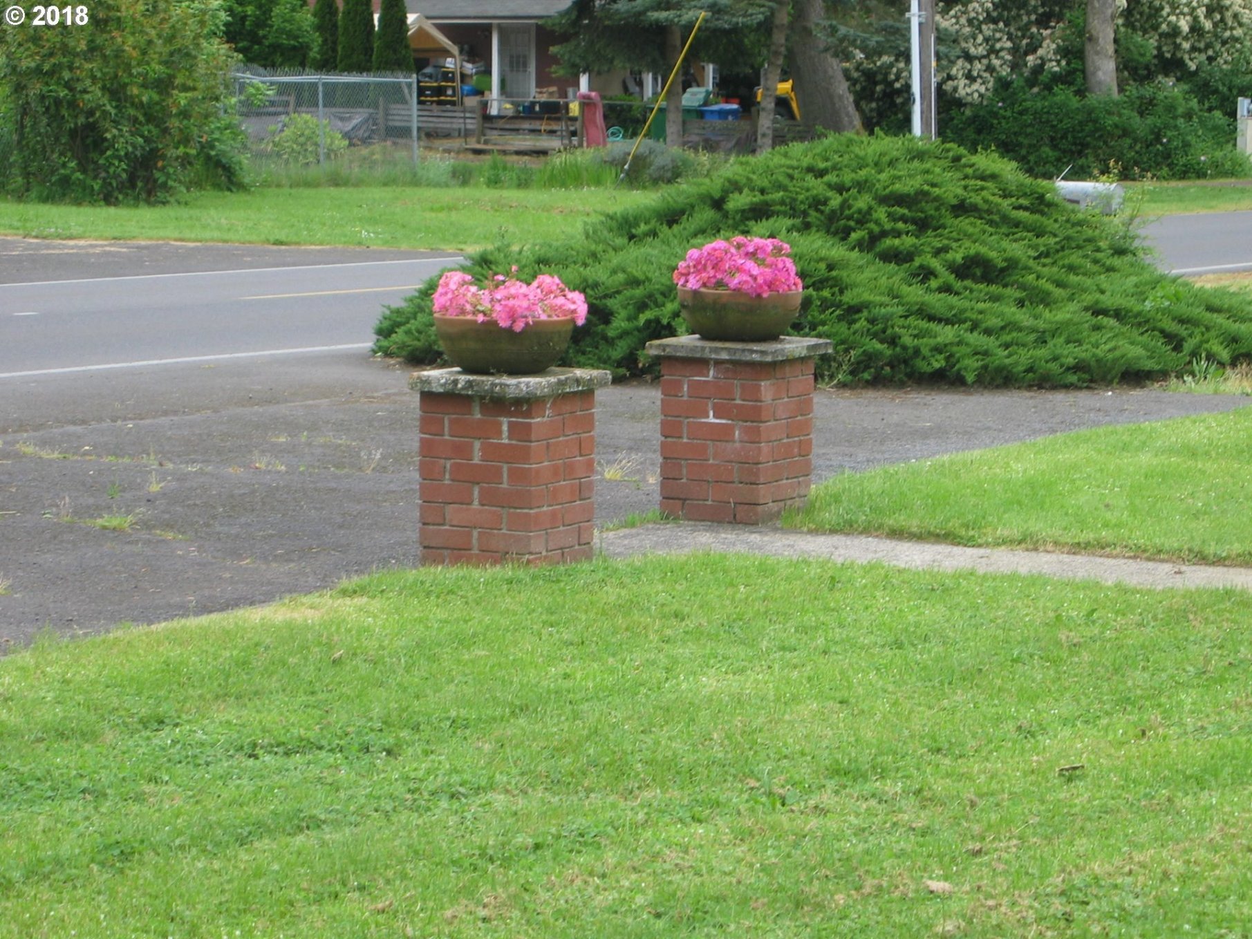 599 River Loop 2 Eugene, OR 97404 - Photo 4 of 22