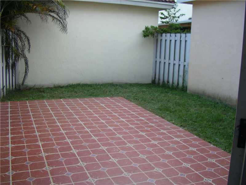 3905 Fern Forest Road Cooper City, FL 33026 - Photo 15 of 17 Gallery Image 15
