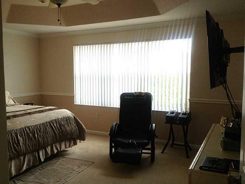 Silver Shores Miramar, FL 33027 - Photo 17 of 35