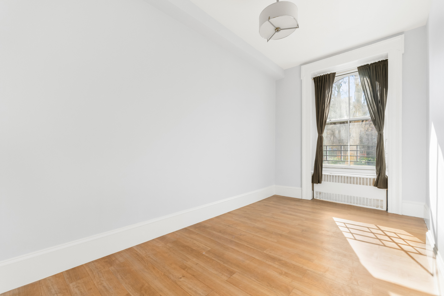 485 West 22nd Street, Unit GARDEN Manhattan, NY 10011 - Photo 7 of 9