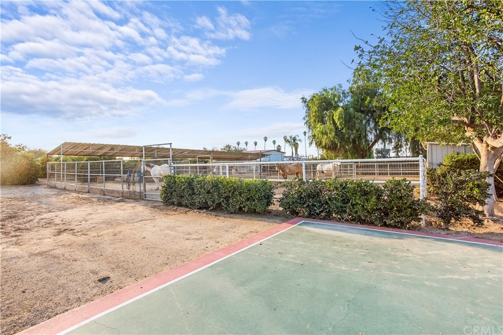 2198 Jefferson Street Riverside, CA 92504 - Photo 33 of 40