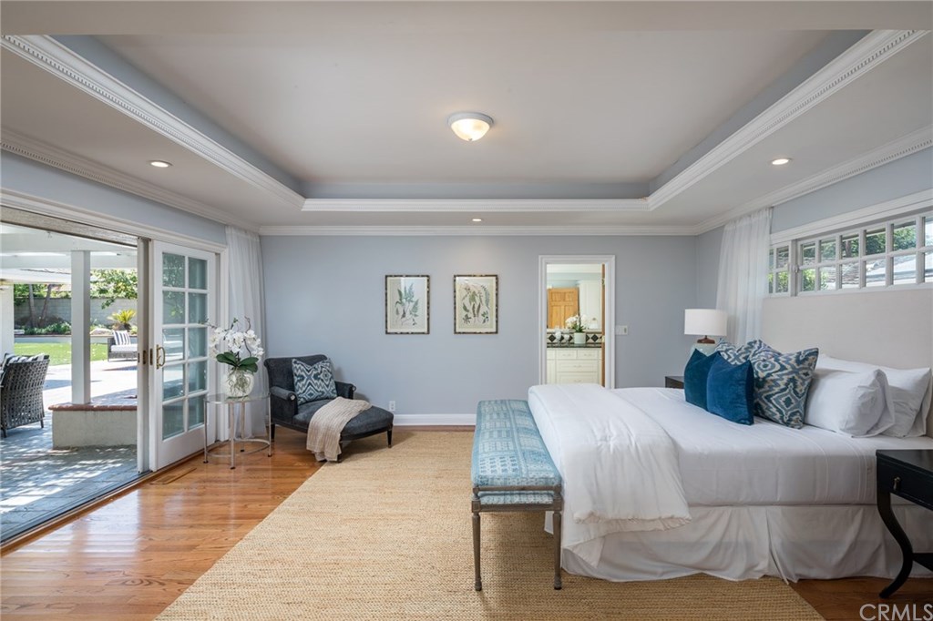 1437 La Perla Avenue Long Beach, CA 90815 - Photo 15 of 43 Master bedroom boasting an indoor/outdoor concept to your patio.