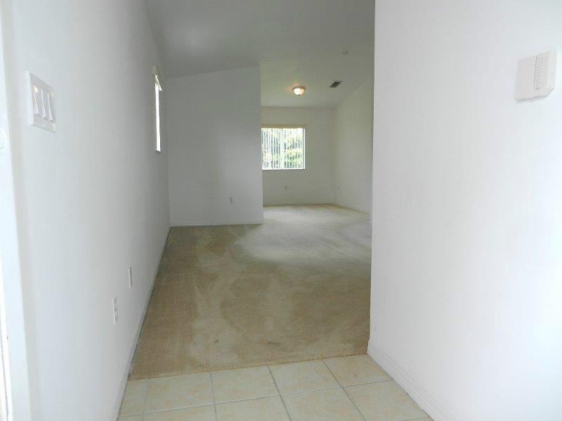 3385 Northeast 10th Street, Unit 201 Homestead, FL 33033 - Photo 2 of 22