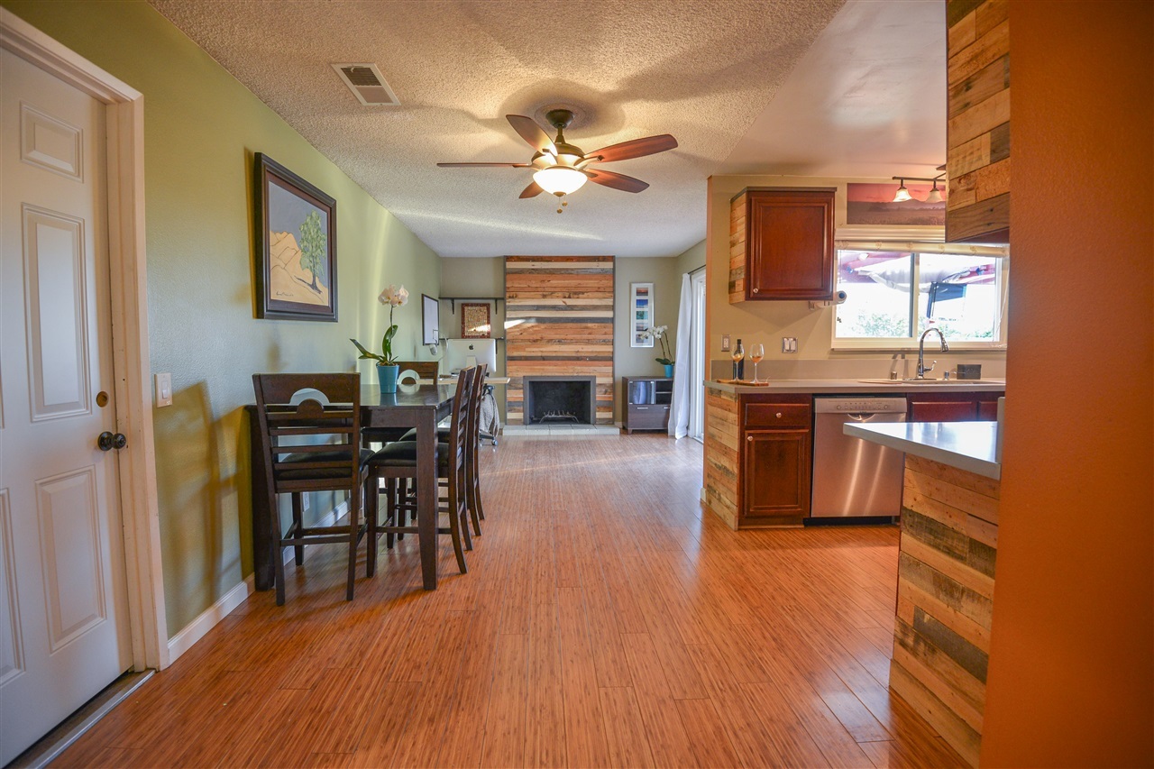 3981 Johnson Drive Oceanside, CA 92056 - Photo 4 of 25