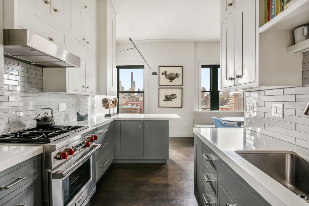 35 West 81st Street, Unit 12A Manhattan, NY 10024 - Photo 3 of 11