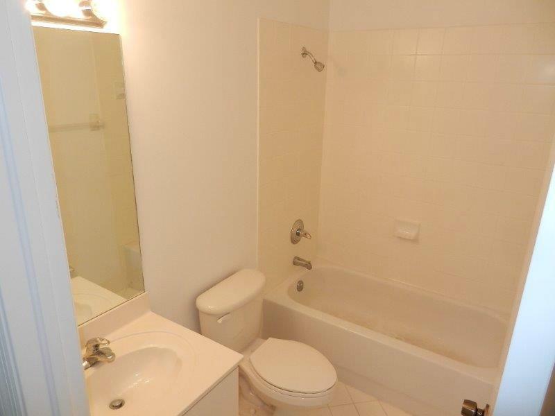 3385 Northeast 10th Street, Unit 201 Homestead, FL 33033 - Photo 12 of 22