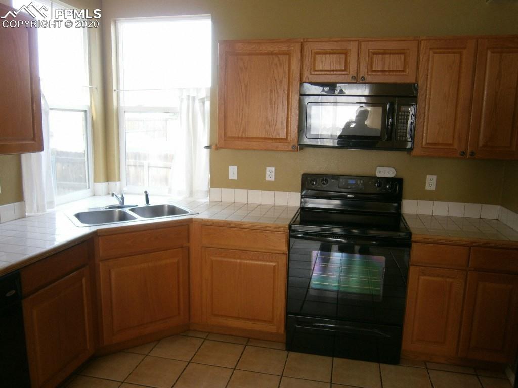 857 Candlestar Loop South Fountain, CO 80817 - Photo 7 of 23