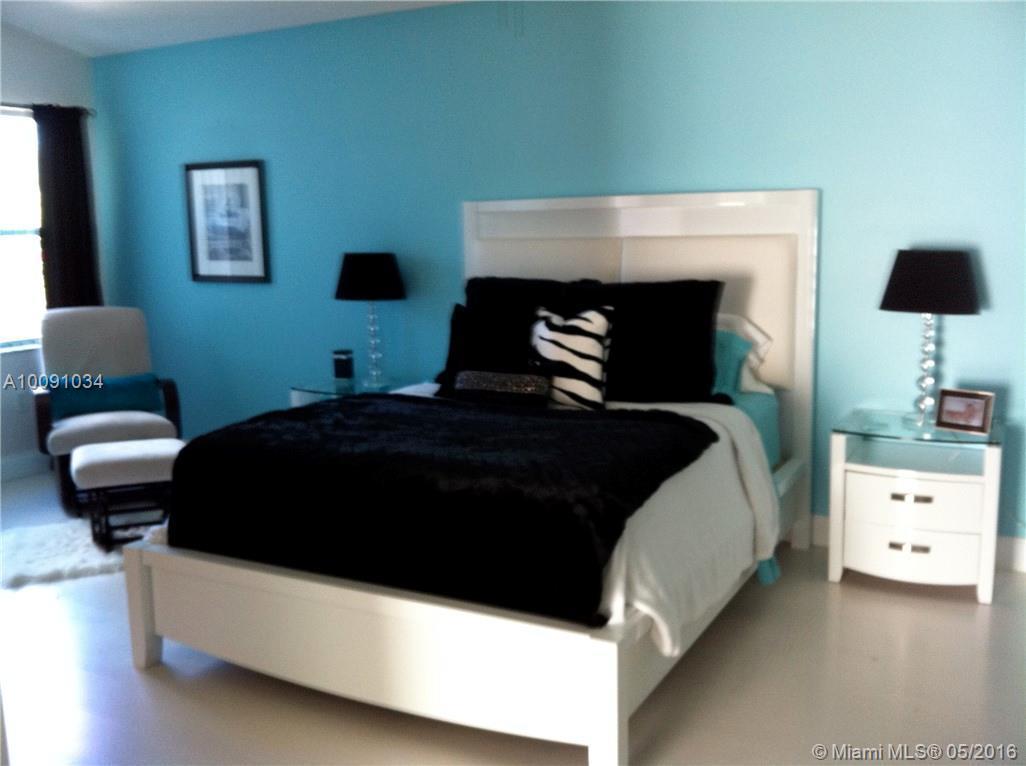 4060 Tree Top Road Hollywood, FL 33026 - Photo 11 of 11