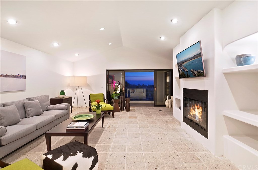 27 Gavina Dana Point, CA 92629 - Photo 23 of 55