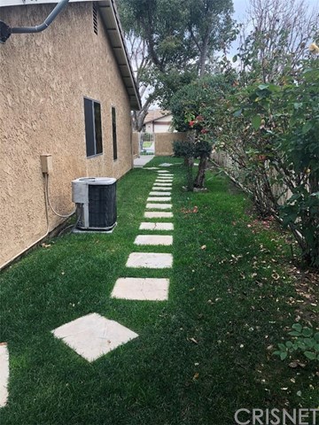 25657 Almendra Drive Valencia, CA 91355 - Photo 17 of 17