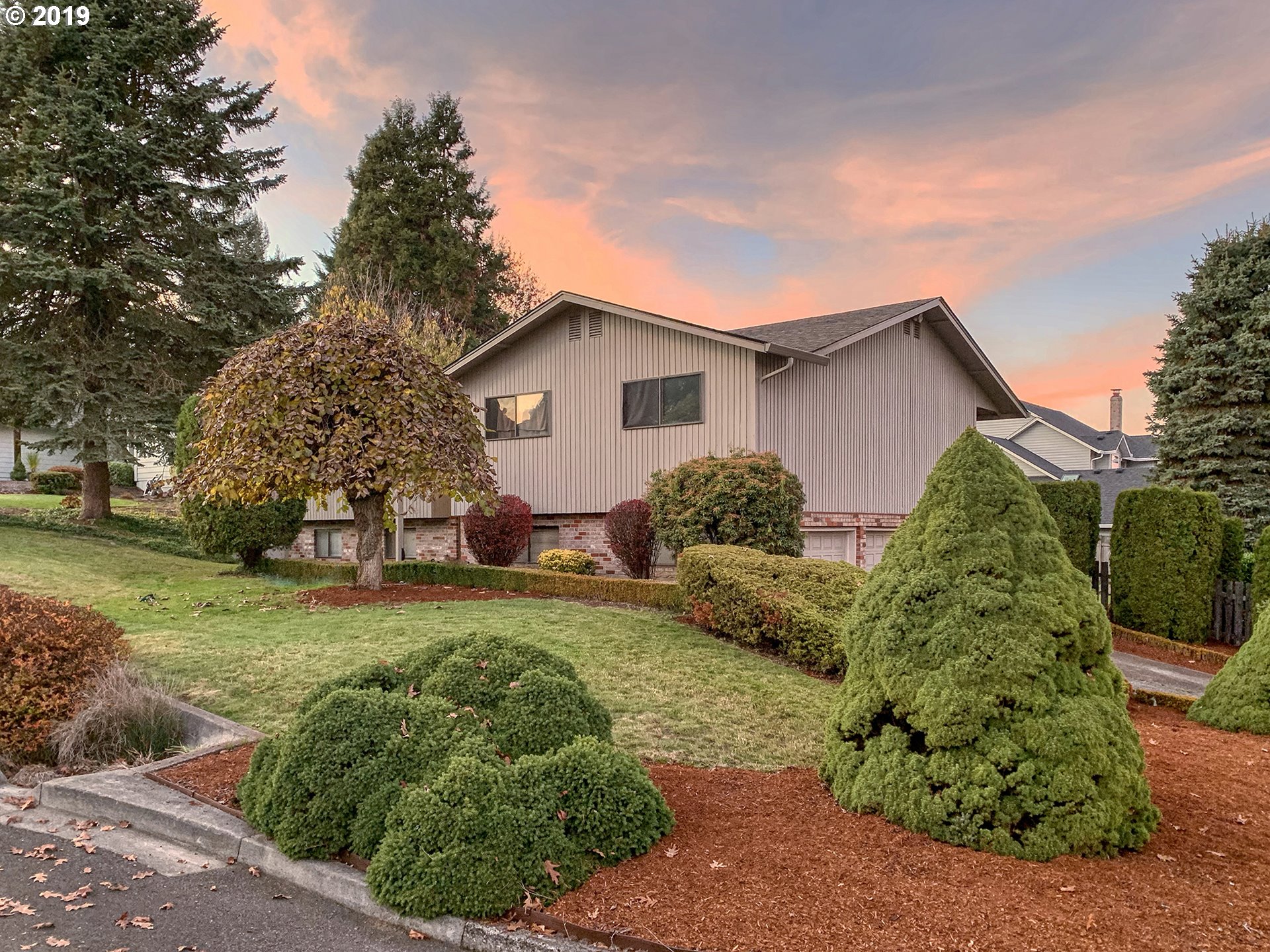 3208 Northeast 163rd Street Ridgefield, WA 98642 - Photo 3 of 26