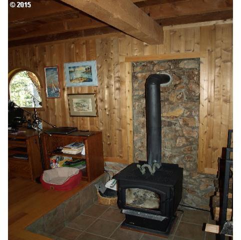 22514 Carpenterville Road Brookings, OR 97415 - Photo 1 of 14