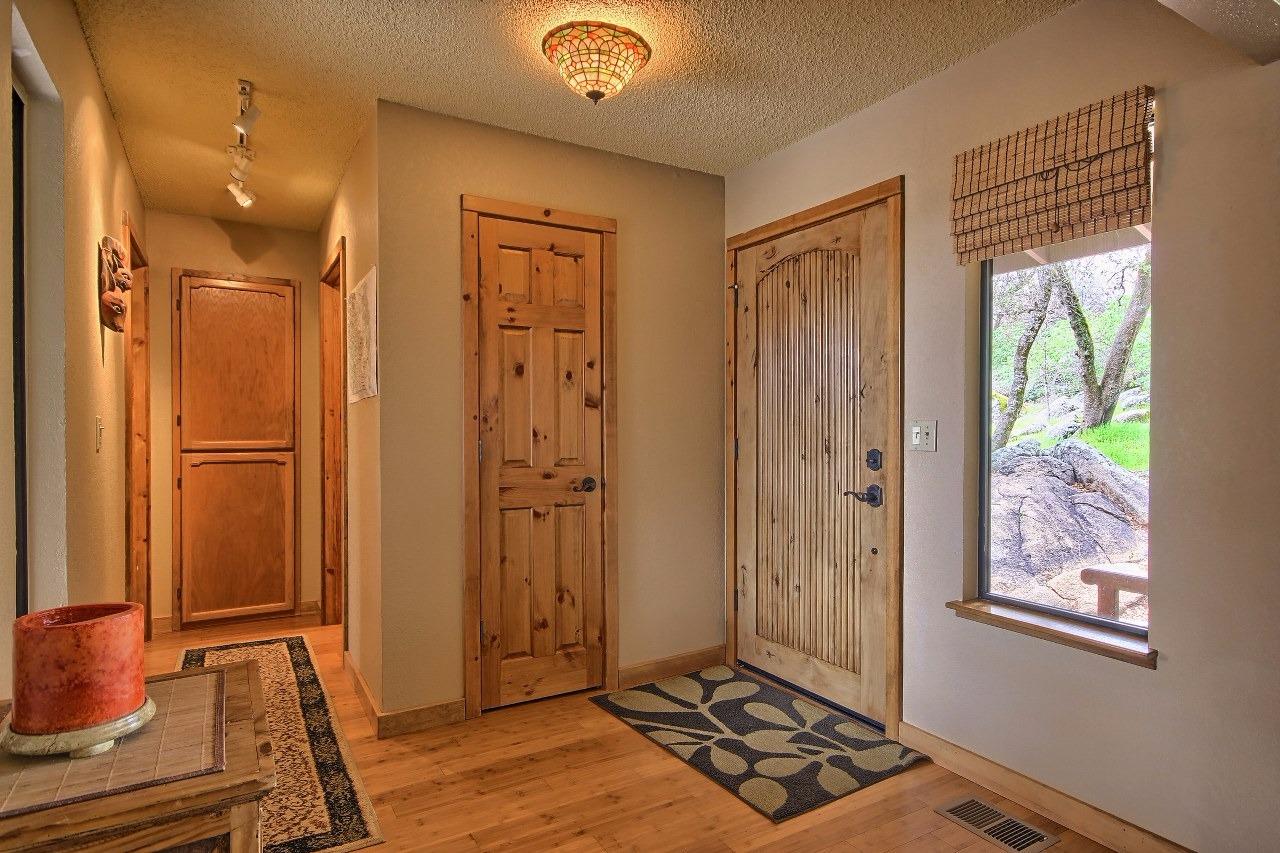 4917 Jacobs Road Mariposa, CA 95338 - Photo 5 of 50 Gallery Image 5