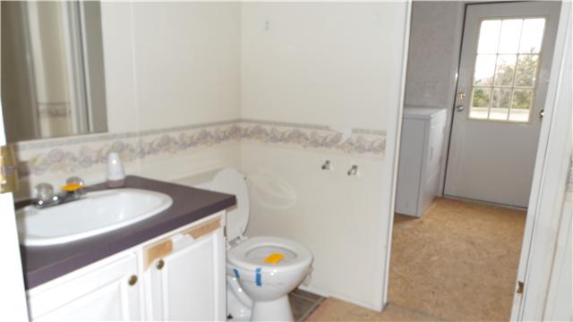 16 Jim Lyle Road Cumberland City, TN 37050 - Photo 10 of 12 Hall Bath