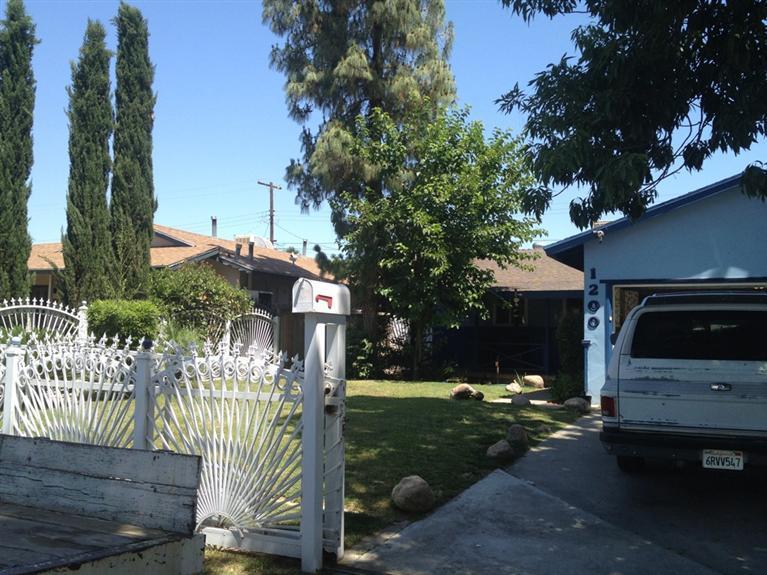 1200 Sylvia Drive Bakersfield, CA 93304 - Photo 1 of 18