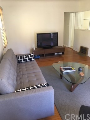 43 Corona Avenue Long Beach, CA 90803 - Photo 5 of 25