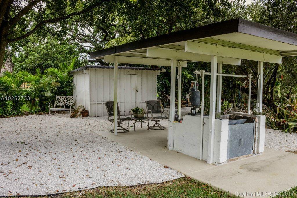 241 Southwest 129th Avenue Miami, FL 33184 - Photo 13 of 18