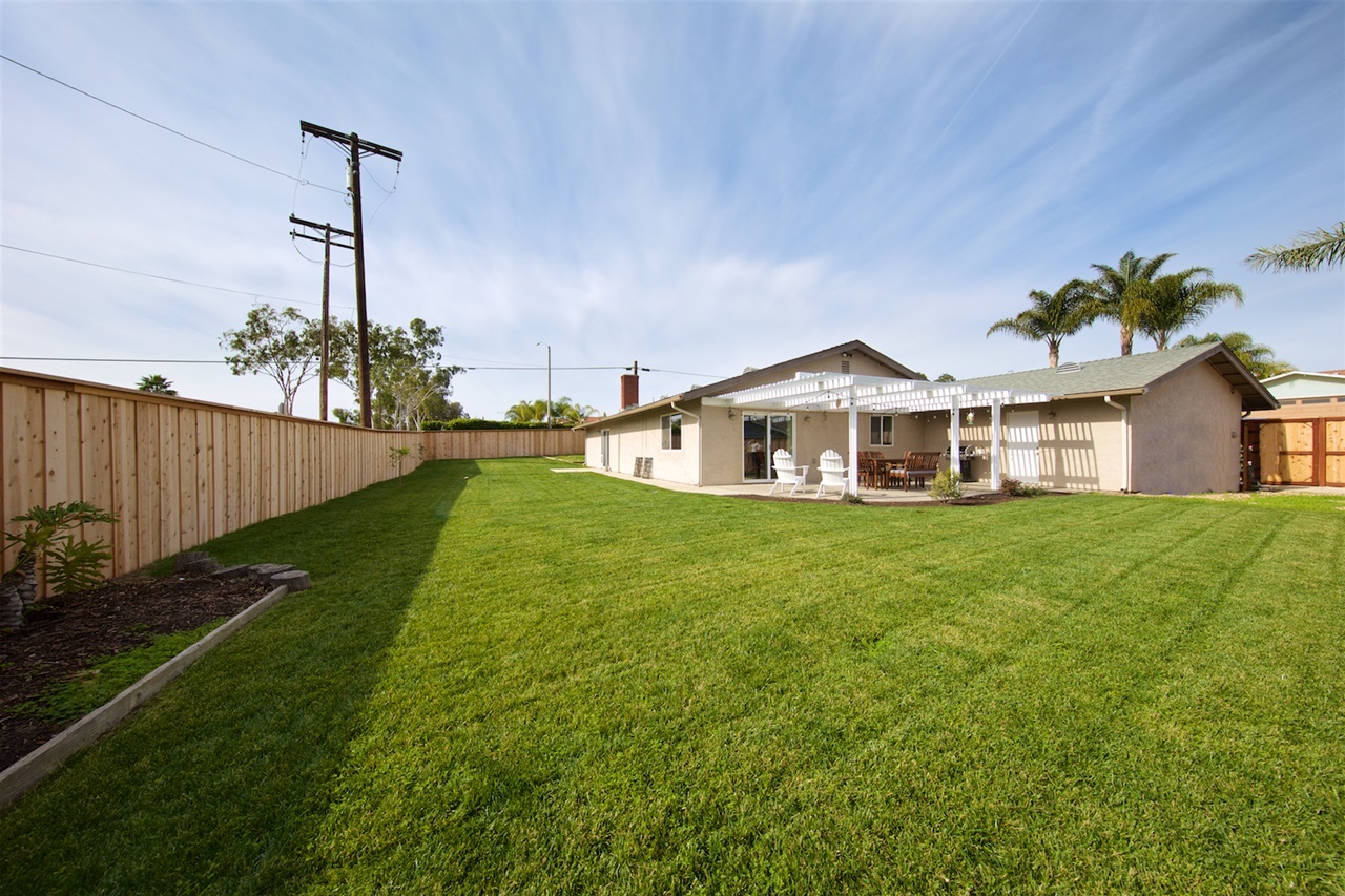 299 Cedar Road Vista, CA 92083 - Photo 24 of 25 Gallery Image 24