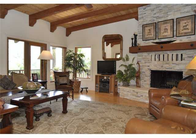 9679 Old Castle Road Valley Center, CA 92082 - Photo 4 of 25 Living Room in Main House