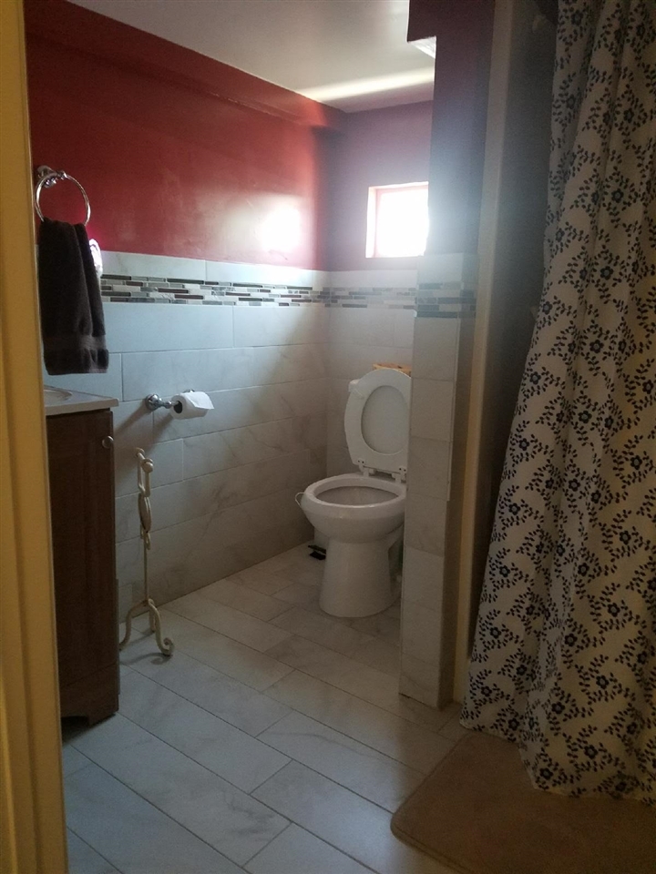 704 Clamath Street Spring Valley, CA 91977 - Photo 11 of 22 Extra Bathroom